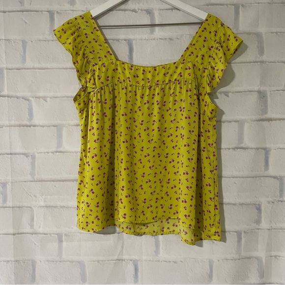 Pleione | Floral Square Neck Flutter Sleeve Blouse - Picture 2 of 5